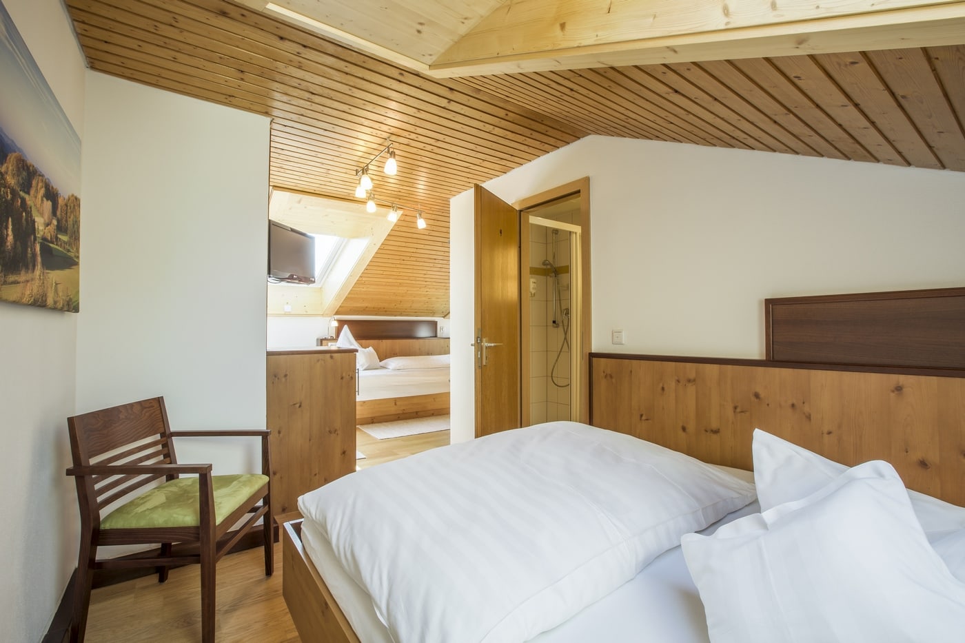 Dreibettzimmer-hotel-brunner-1